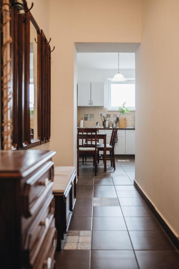 Magas-Lak Apartman Eger Exterior photo